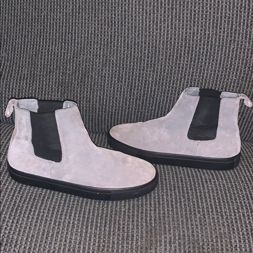 Gray suede Steve Madden Chelsea boots sneakers.